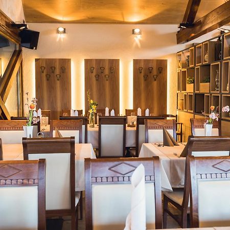 Hotel Gostilna Mueller Črnomelj Zewnętrze zdjęcie