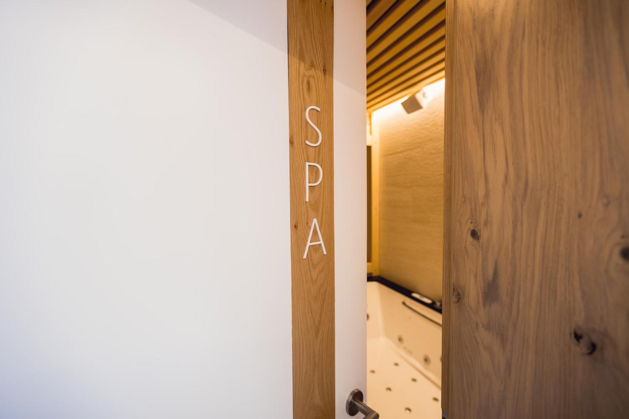 Hotel Gostilna Mueller Črnomelj Zewnętrze zdjęcie