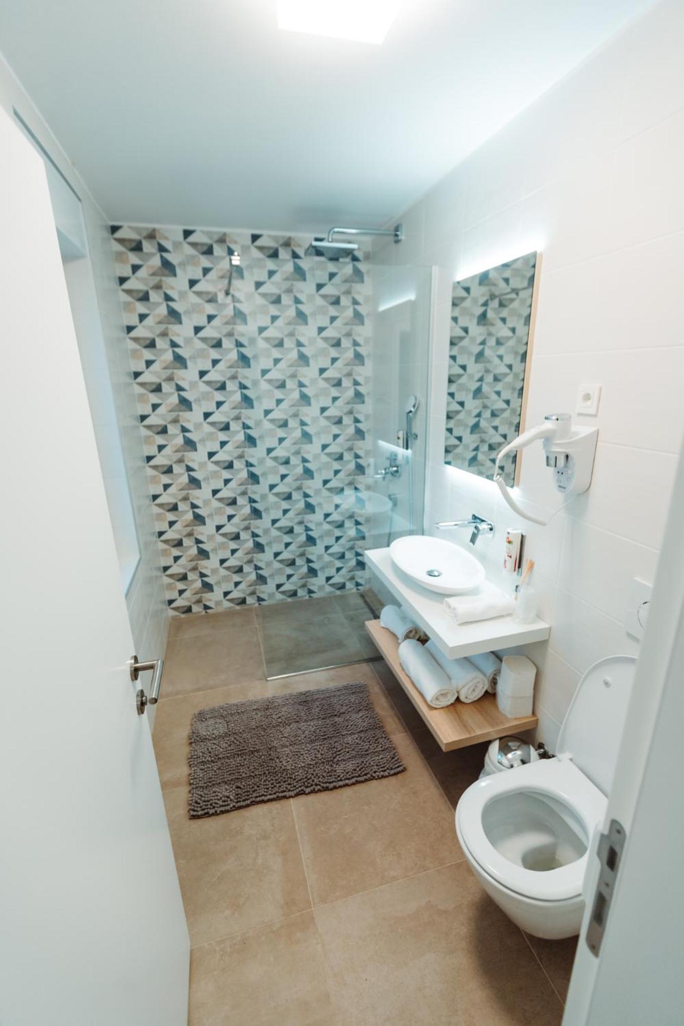 Hotel Gostilna Mueller Črnomelj Zewnętrze zdjęcie